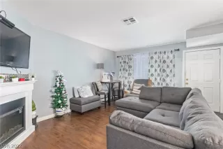 Photo #4: 2423154 Listing