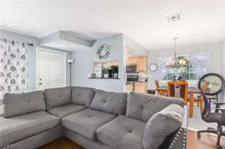 Photo #5: 2423154 Listing