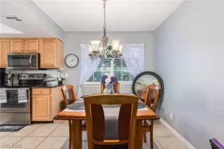 Photo #6: 2423154 Listing