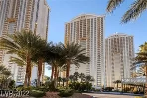 MLS: 2423234 Condo For Sale