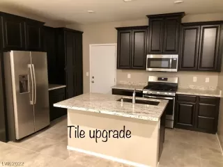 Photo #4: 2423311 Listing 