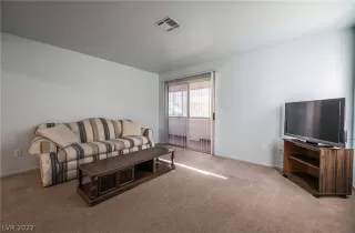 Photo #3: 2423360 Listing