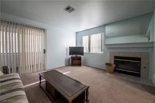 Photo #5: 2423360 Listing