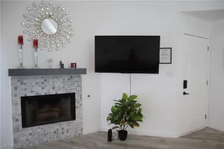 Photo #5: 2423417 Listing 