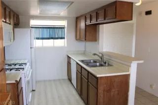 Photo #1: 2423440 Listing