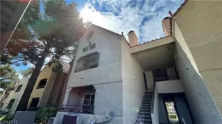 Photo #5: 2423441 Listing 