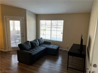 Photo #5: 2423444 Listing 