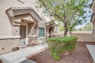 Photo #3: 2423453 Listing 