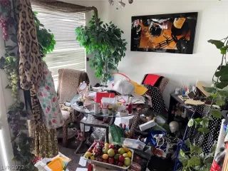 Photo #4: 2423454 Listing