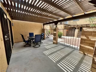 Photo #5: 2423474 Listing