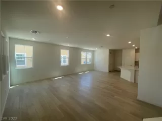 Photo #3: 2423479 Listing 