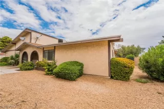 Photo #1: 2423512 Listing