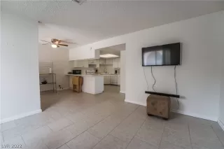 Photo #5: 2423512 Listing