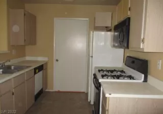 Photo #1: 2423565 Listing