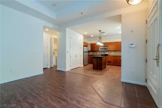 Photo #2: 2423566 Listing 