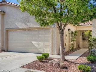 Photo #1: 2423575 Listing