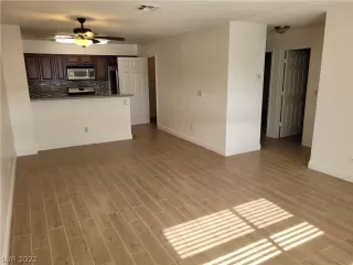 Photo #3: 2423579 Listing