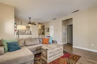 Photo #3: 2423584 Listing 