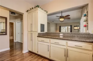 Photo #6: 2423584 Listing 