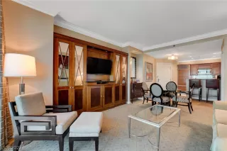 Photo #6: 2423585 Listing 