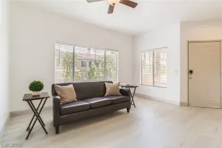 Photo #1: 2423598 Listing 