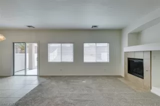 Photo #5: 2423645 Listing