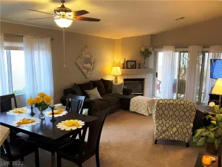 Photo #1: 2423722 Listing 