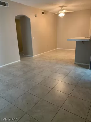 Photo #2: 2423774 Listing 
