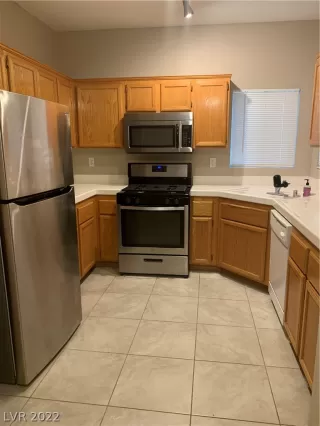 Photo #3: 2423774 Listing 