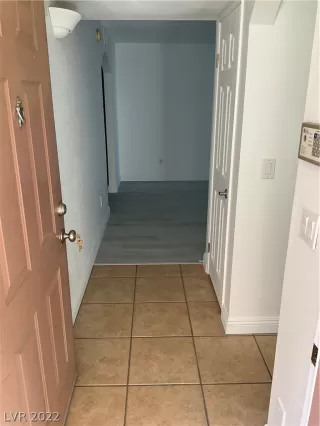 Photo #2: 2423829 Listing 