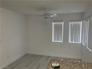 Photo #4: 2423829 Listing 