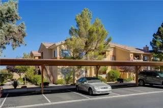 Photo #1: 2423832 Listing 