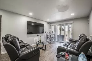 Photo #3: 2423847 Listing 