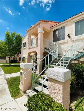 Photo #1: 2423868 Listing 