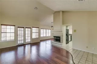 Photo #2: 2423876 Listing 