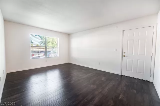 MLS: 2423910 Condo For Sale