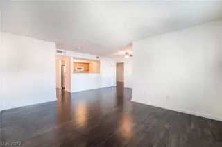 Photo #2: 2423910 Listing 