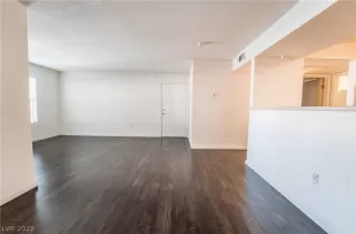 Photo #6: 2423910 Listing 