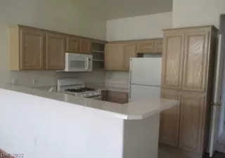 Photo #3: 2423915 Listing