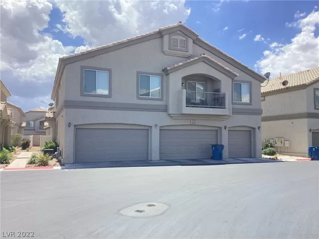 MLS: 2423947 Condo For Sale