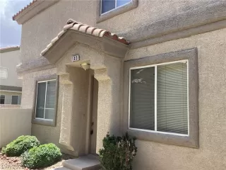 Photo #1: 2423947 Listing 