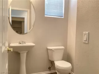 Photo #3: 2423947 Listing 