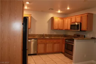 Photo #1: 2423967 Listing 