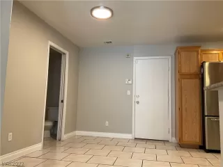 Photo #2: 2423967 Listing 