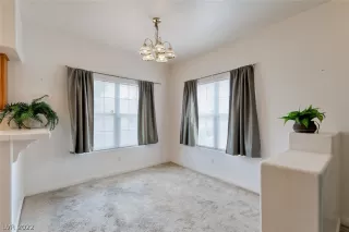 Photo #5: 2423973 Listing