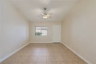 Photo #4: 2423988 Listing