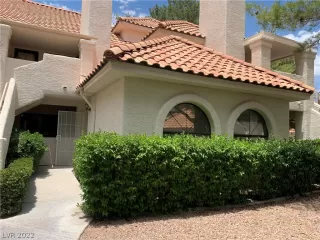 Photo #1: 2424020 Listing 