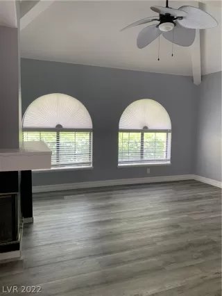 Photo #6: 2424020 Listing 