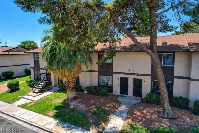 MLS: 2424023 Condo For Sale