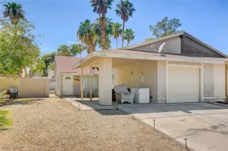 Photo #2: 2424032 Listing